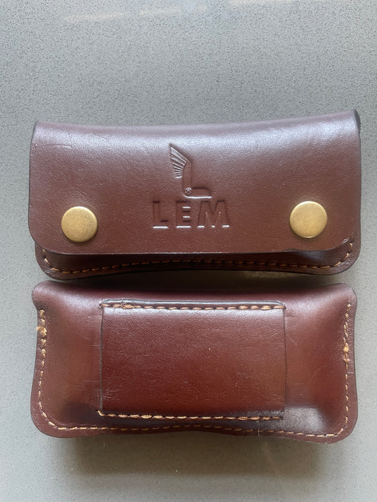 Horizontal LEM® Leather pouch